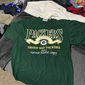 Vintage Green Bay Packers shirt